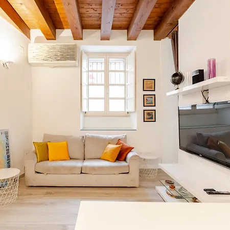 Suite Martini Al Castello Cagliari Exterior photo